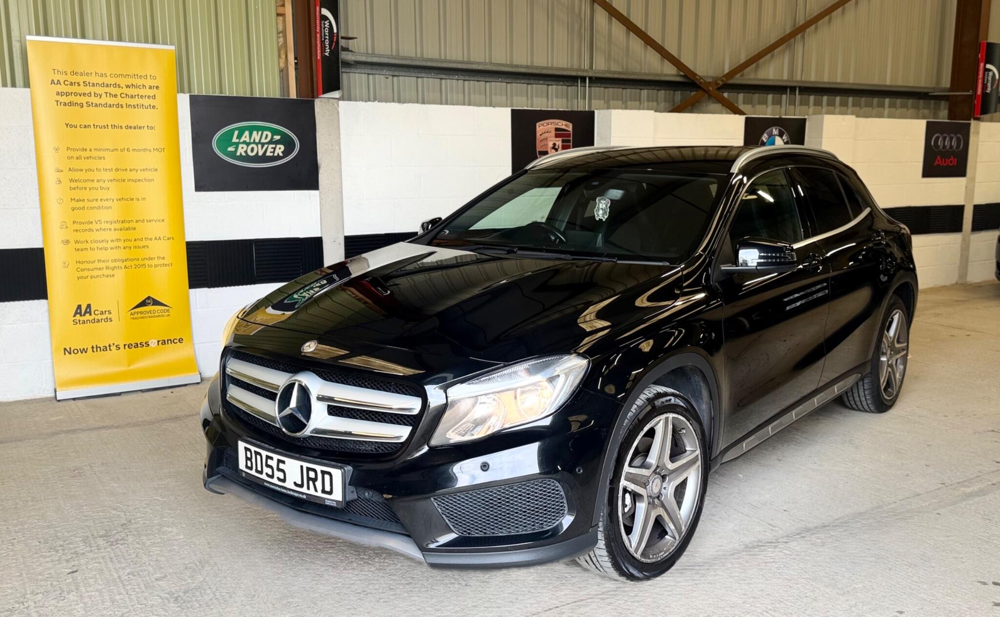 Mercedes-benz Gla Right Side